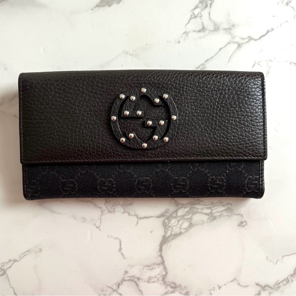 Authentic Gucci GG long wallet